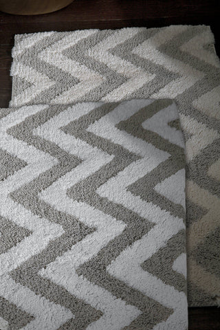 Linen Chevron Bath Rug Medium by Kassatex